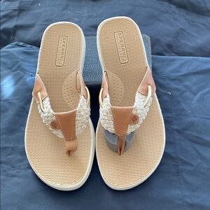 Sperry Women's Tan and Cream Sandals